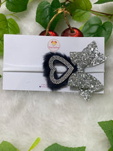 Load image into Gallery viewer, Navy blue Heart Soft Band
