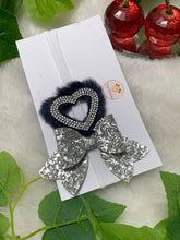 Load image into Gallery viewer, Navy blue Heart Soft Band
