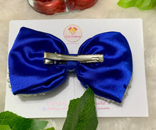 Load image into Gallery viewer, Royal Blue Pearl  Bow
